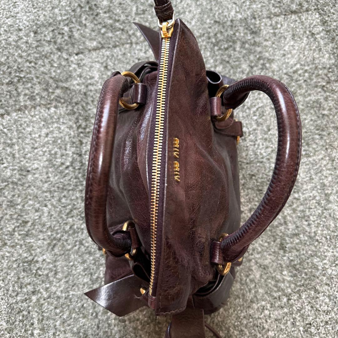 MIU MIU　ショルダーバッグ