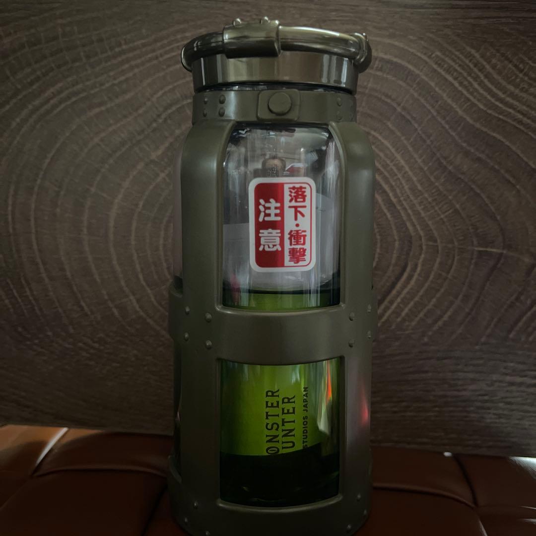 ☆USJ モンハングッズ 回復薬ボトル 新品未使用☆ - メルカリ