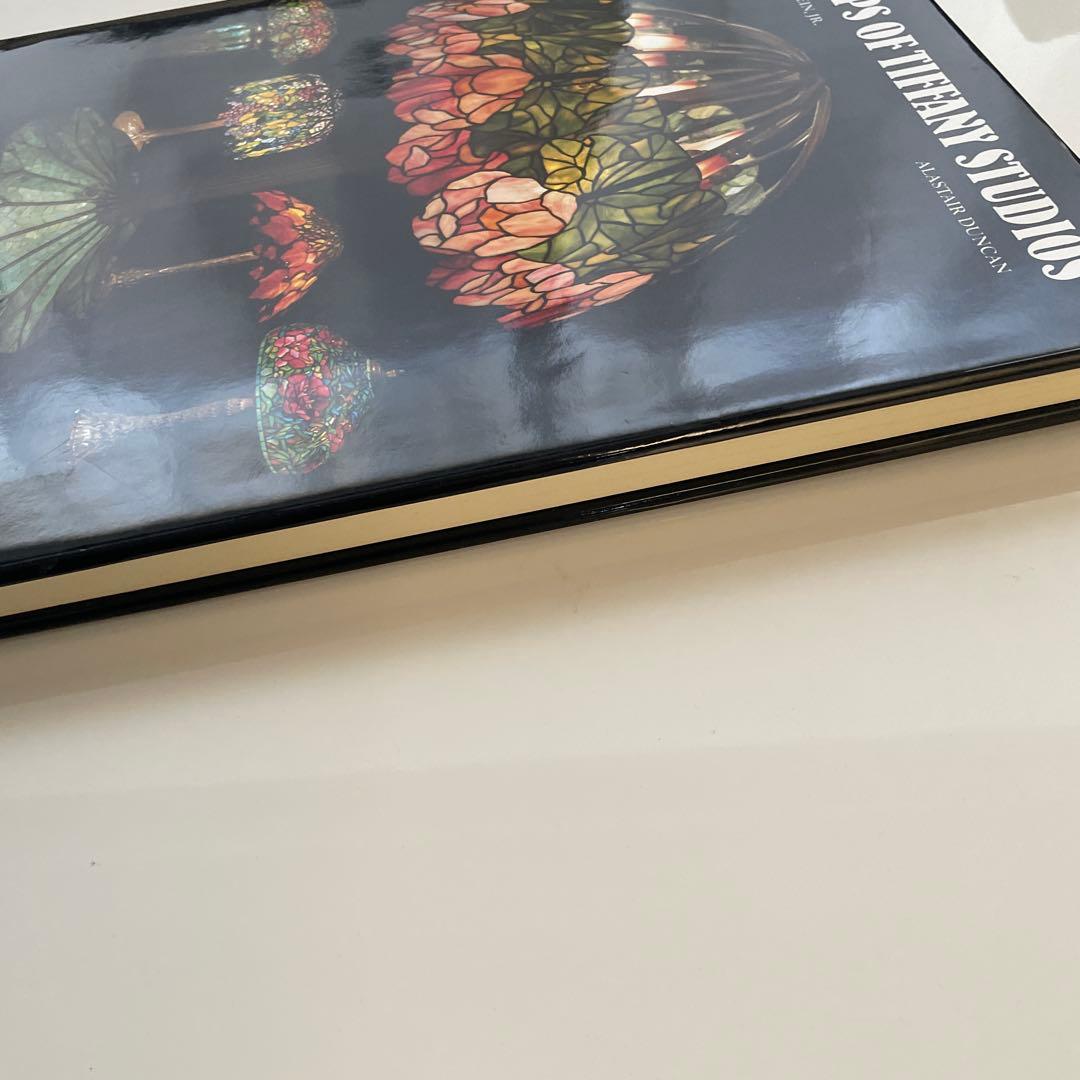 ステンドグラス THE LAMPS OF TIFFANY STUDIOS