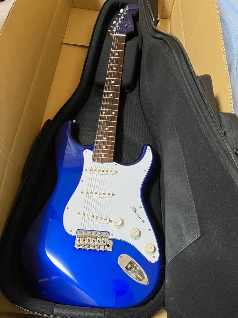 フェンダーストラト マッチングヘッド - メルカリ