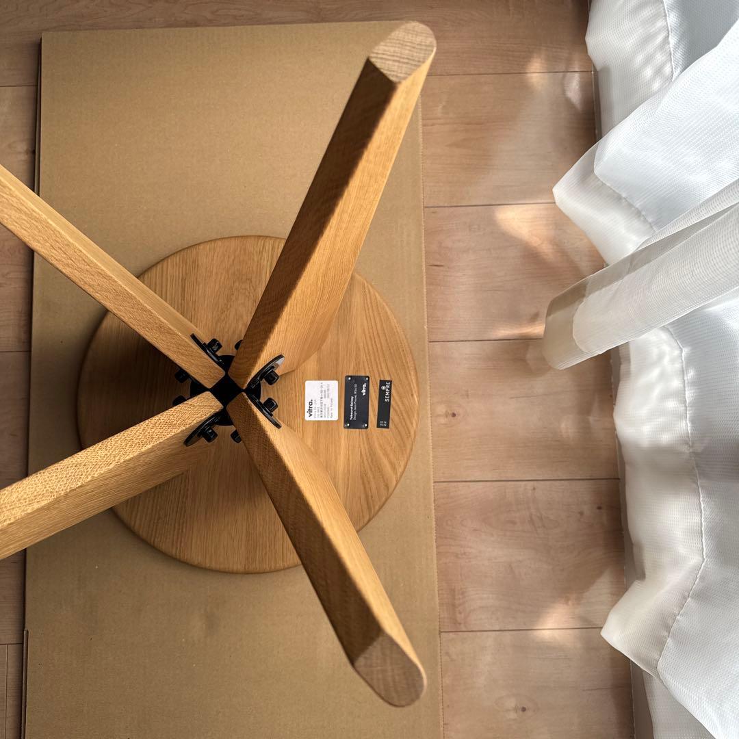 Vitra タブレ ボワ オーク材