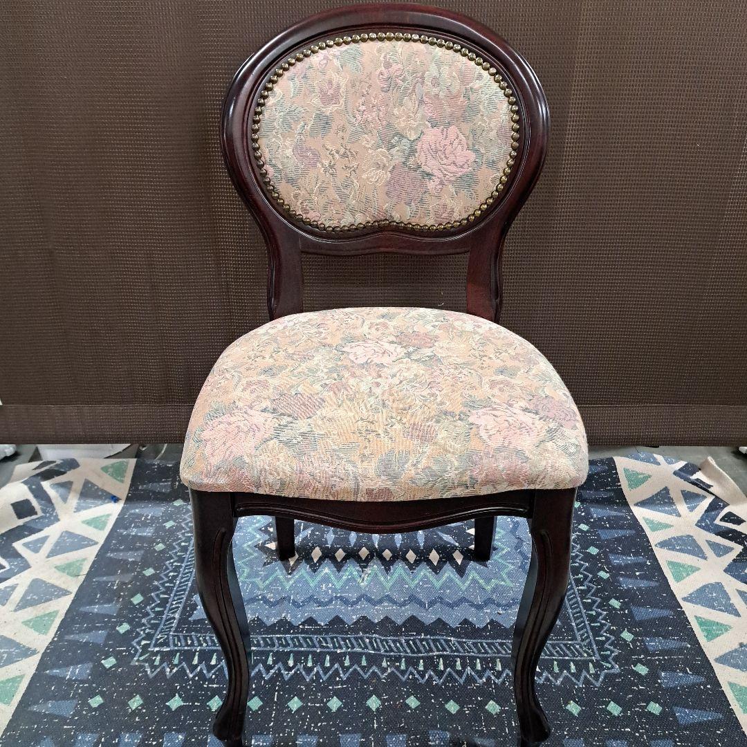 ♡アンティーク　 木製椅子 　ゴブラン織　猫足　鋲打ち♡ 猫あし・アンティーク調椅子 こぶらん織り フランスから届いた