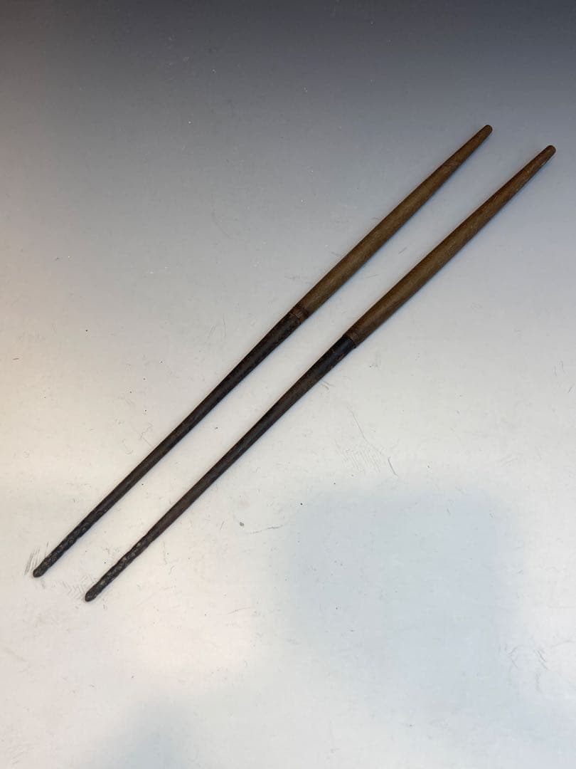 即中斎書付箱 釜師 吉羽與兵衛与兵衛 作 真鍮椎形火箸 茶道具 - メルカリ