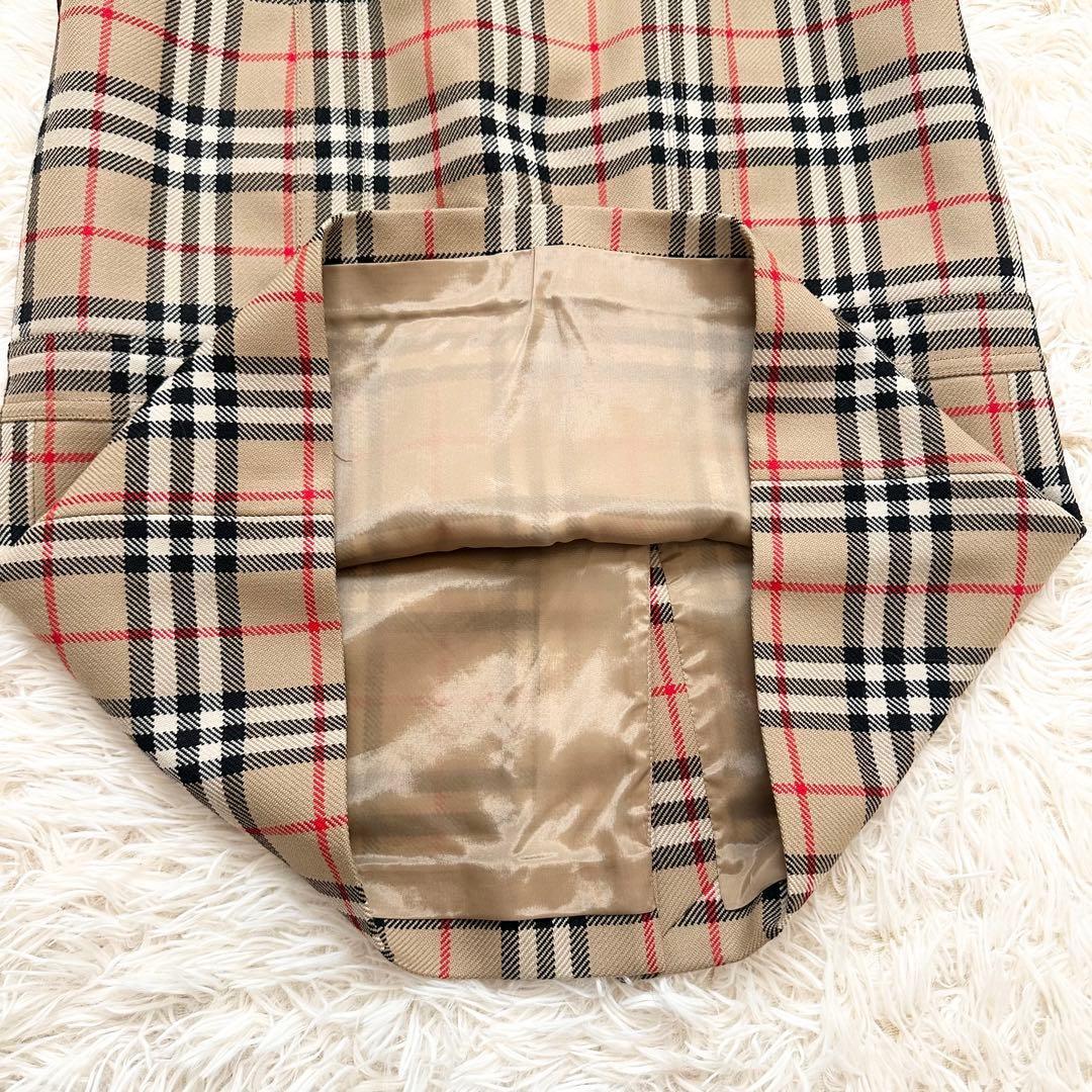 極美品✨️バーバリーロンドン 近年 ノバチェック スカート ベージュ 革ベルト