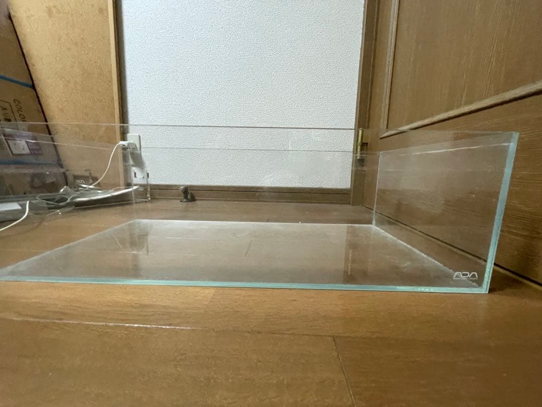 ADA ada ガラス水槽 60 30 18 廃盤 ADA 水槽 廃盤品 ADA 水槽 廃盤品 ADA ada ガラス水槽 60 30 18 廃盤