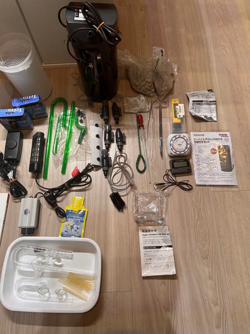 60cm水草水槽 フルセット 引き取り限定／CO2・LED・外部F付 - メルカリ