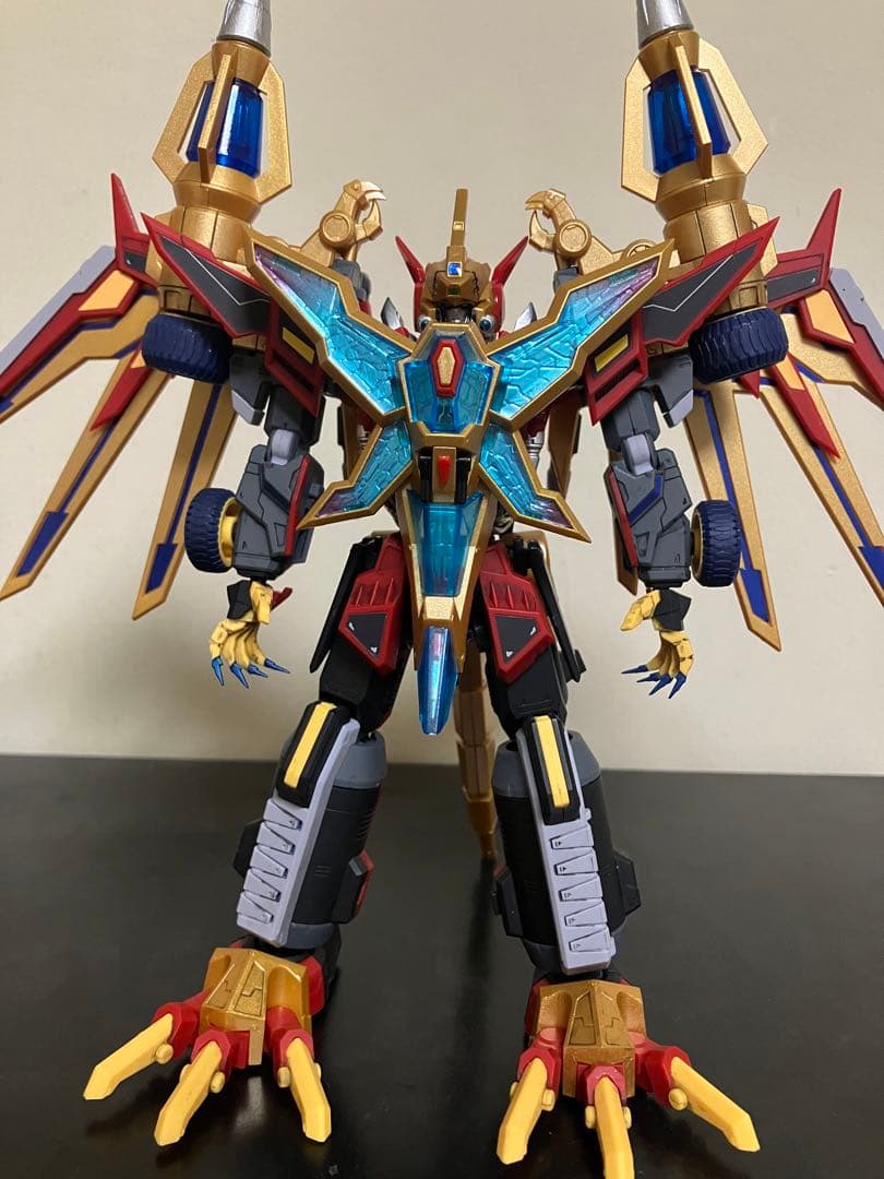 MODEROID ローグカイゼルグリッドマン 塗装完成品 - メルカリ