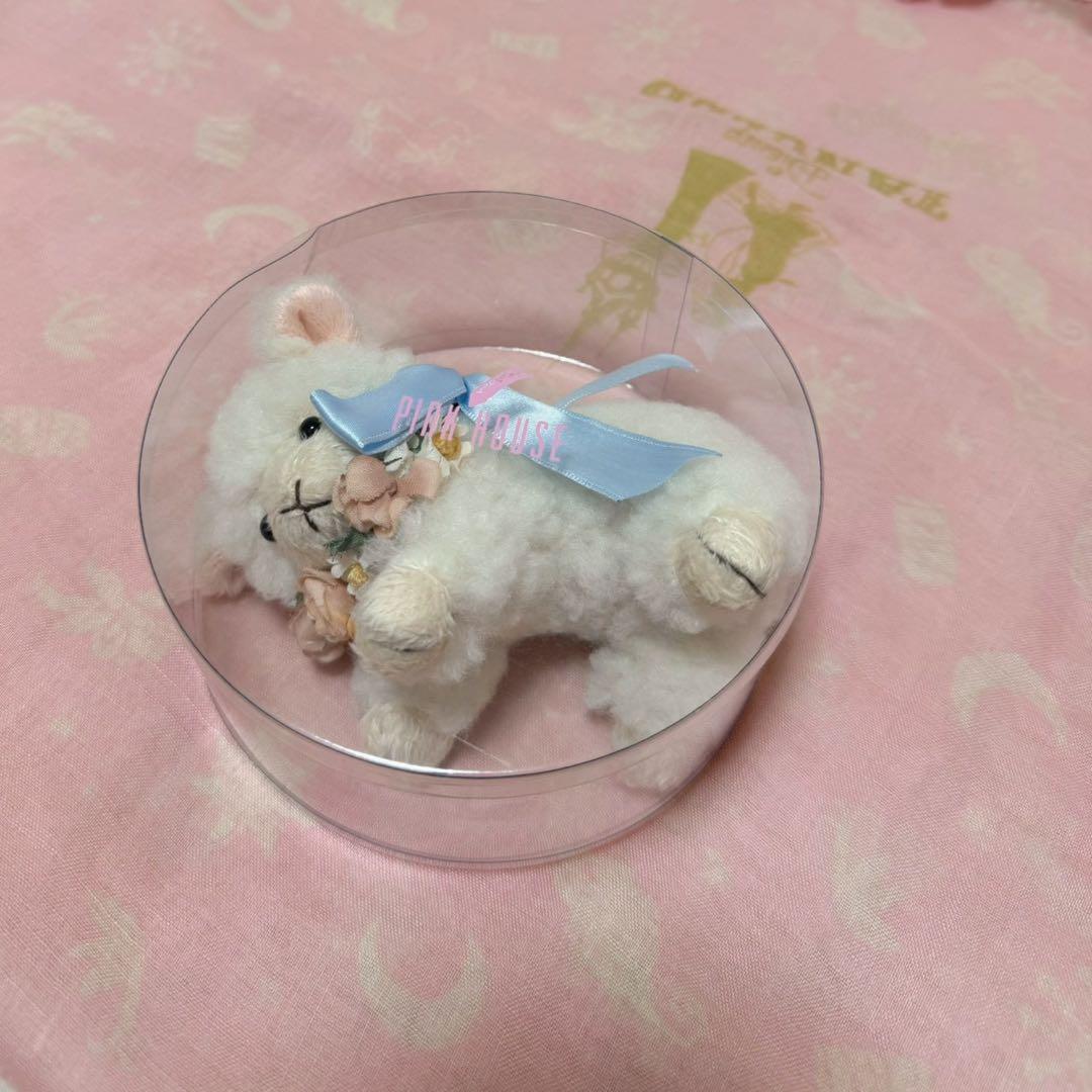 PINK HOUSE ピンクハウス ひつじぬいぐるみコサージュ - メルカリ