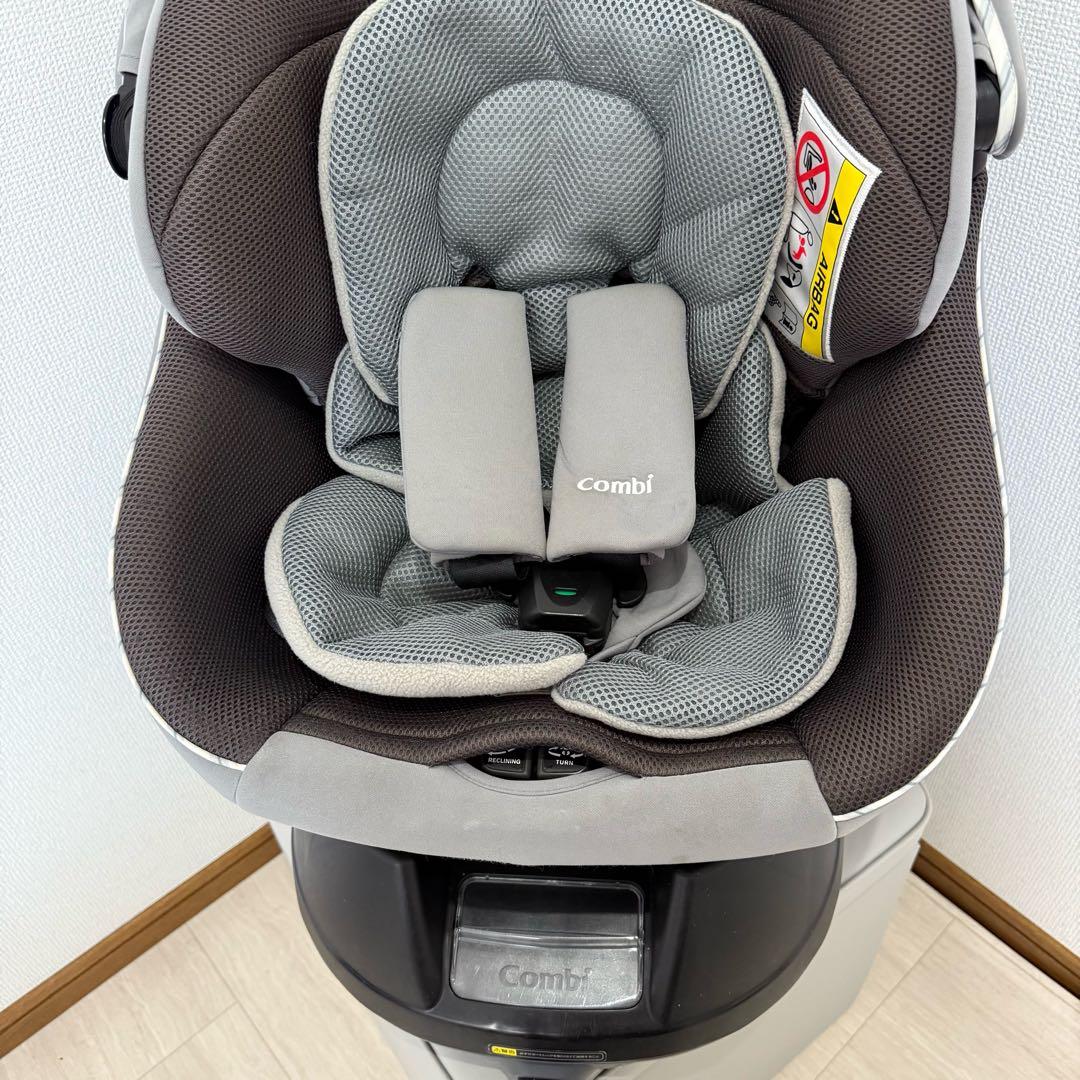 【美品】コンビ クルムーヴスマート JN-550 シートベルト固定