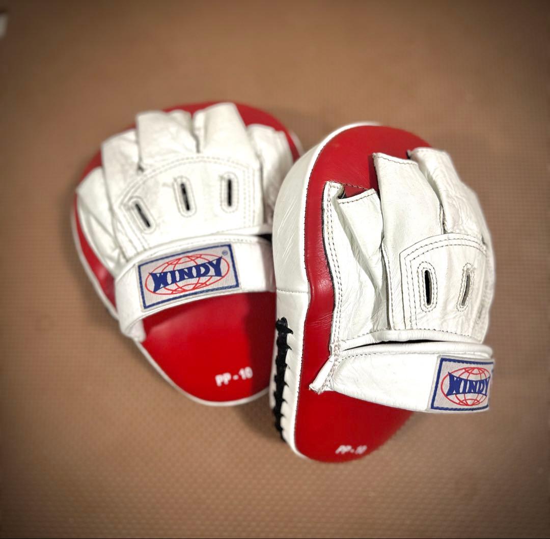 WINDY ウィンディ PP-10 パンチングミット ホワイト/レッド WINDY ウィンディ PP-10 パンチングミット ホワイト/レッド