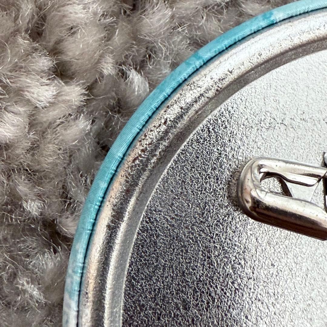 ブルーロック 紀伊國屋 原作 缶バッジ 糸師凛 クラックス - メルカリ