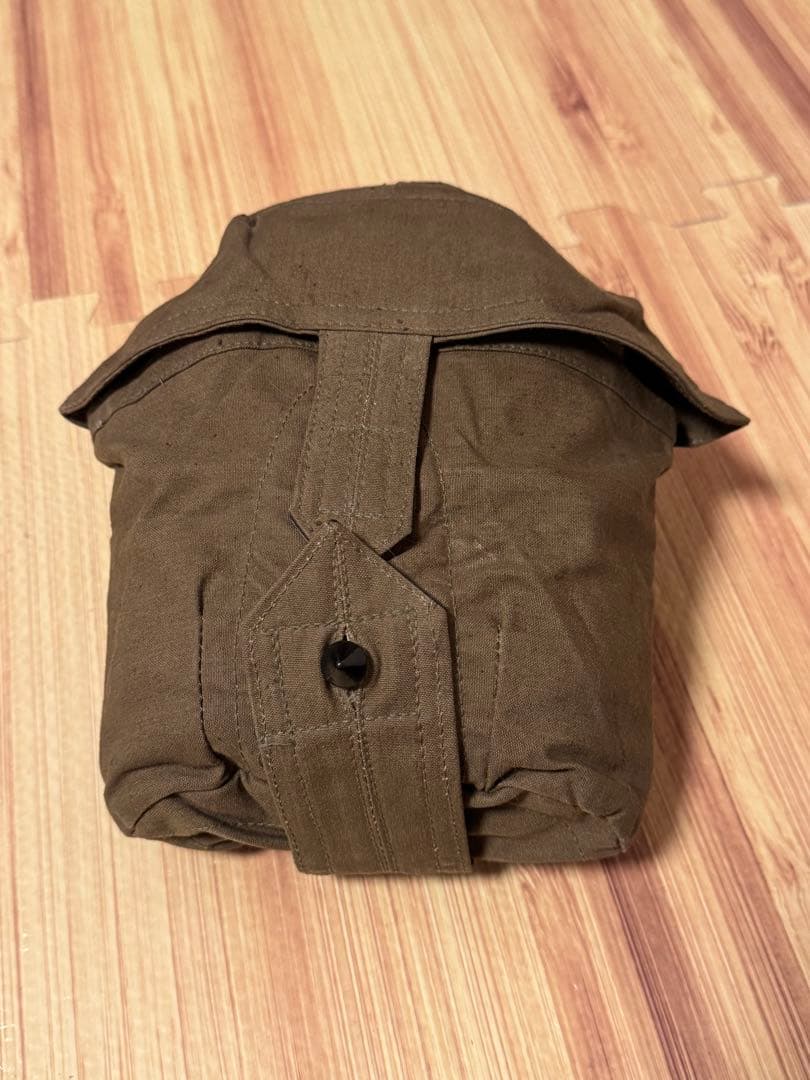 旧ソ連軍、空挺部隊用水筒＆メスキットセット、カバー付き実物、未使用品 旧ソ連軍、空挺部隊用水筒＆メスキットセット、カバー付き実物、未使用