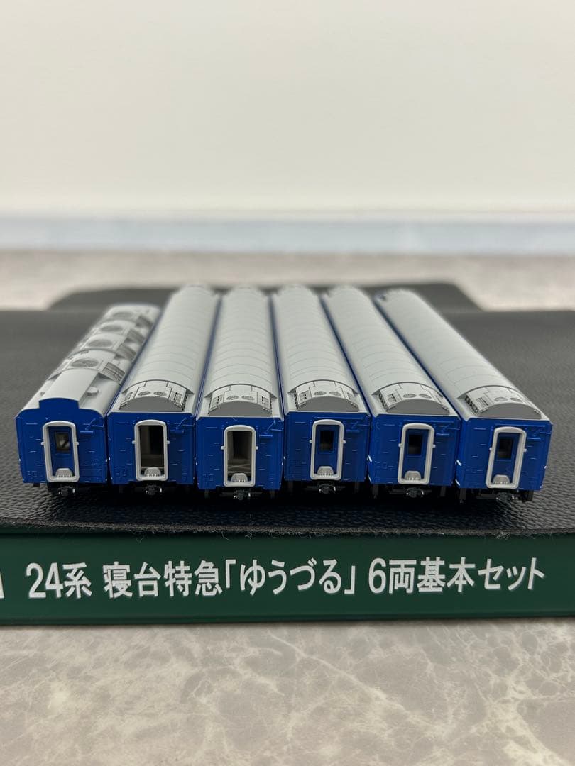 KATO 10-811.812 寝台特急「ゆうづる」6両基本、6両増結セット