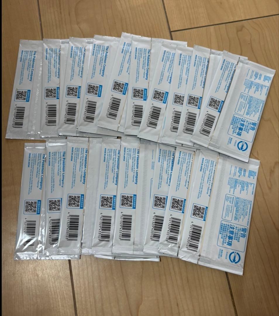 ポケモンカード 台湾限定 ファミリーマート プロモ 未開封 20パック