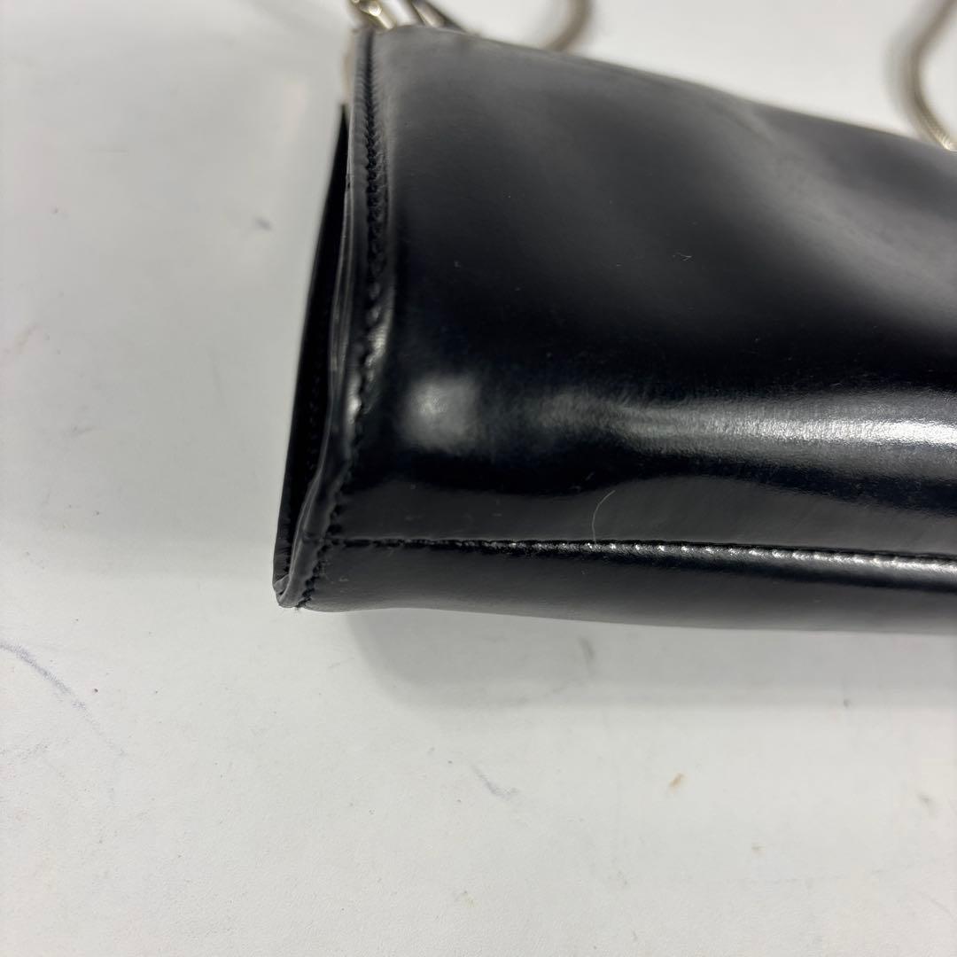 GUCCI ショルダーバッグ　 パテントレザー　 がま口　チェーン　ブラック