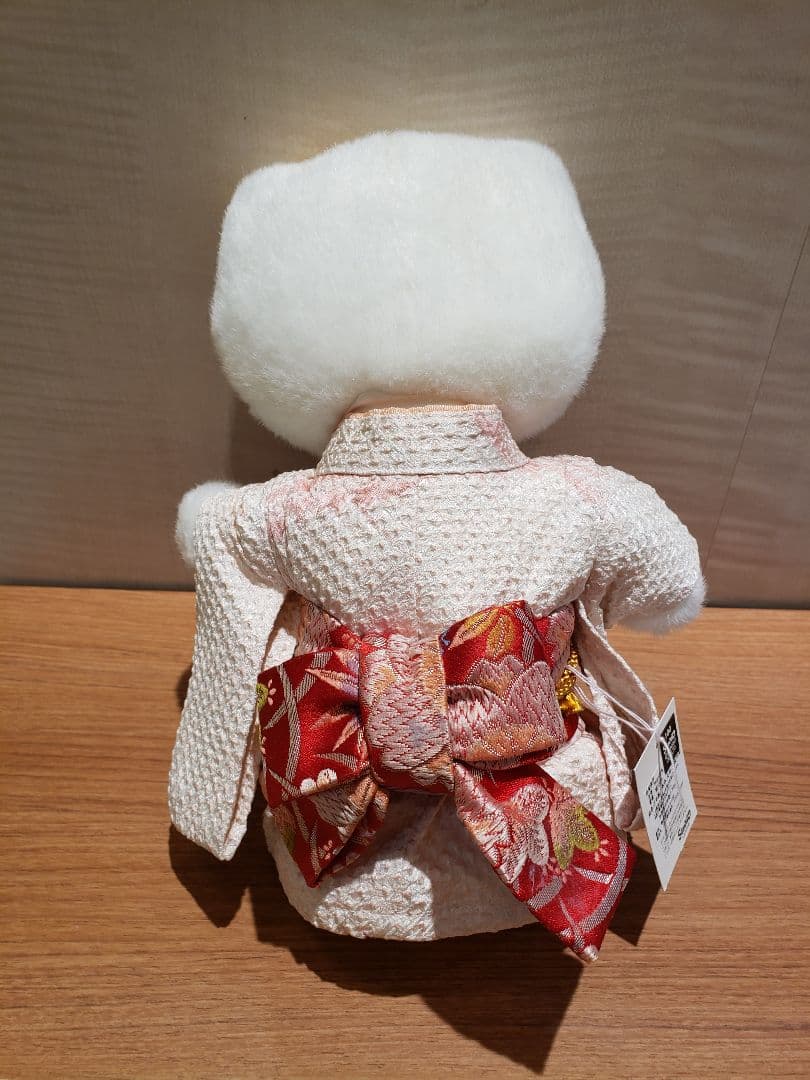 日*4様 ハローキティ 着物 ぬいぐるみ　限定