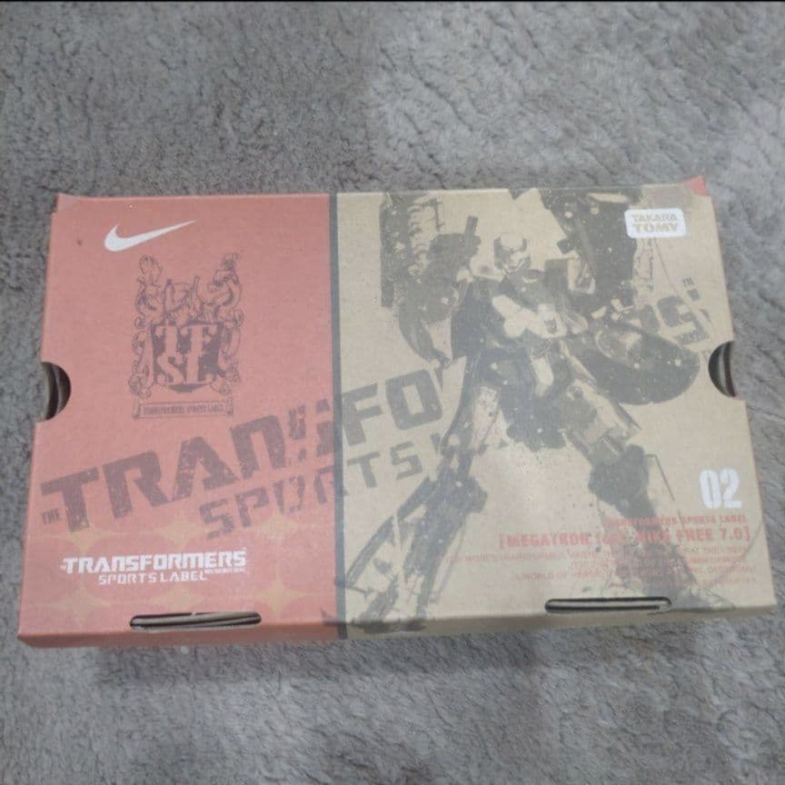 トランスフォーマー ナイキ スポーツレーベル コンボイ メガトロン セット販売