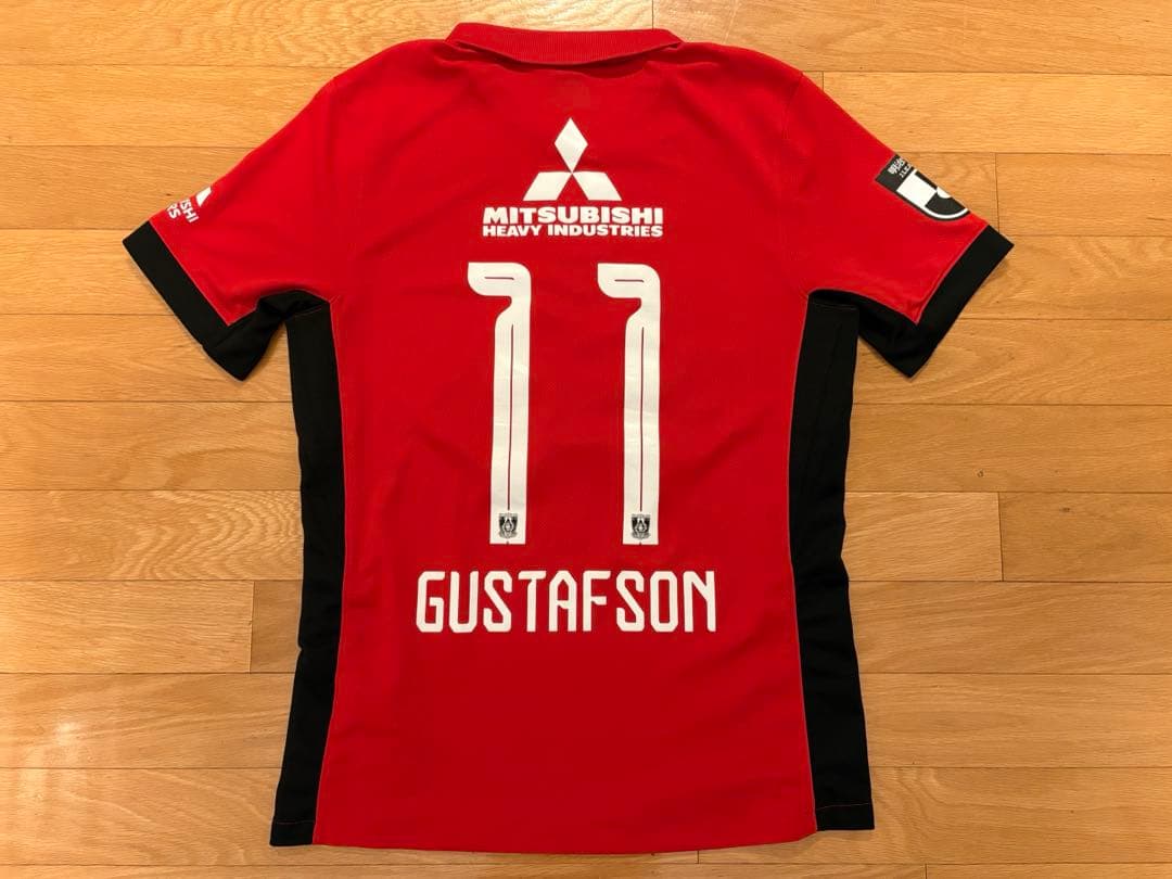 浦和レッズ 2025シーズンレプリカユニフォーム （グスタフソン）