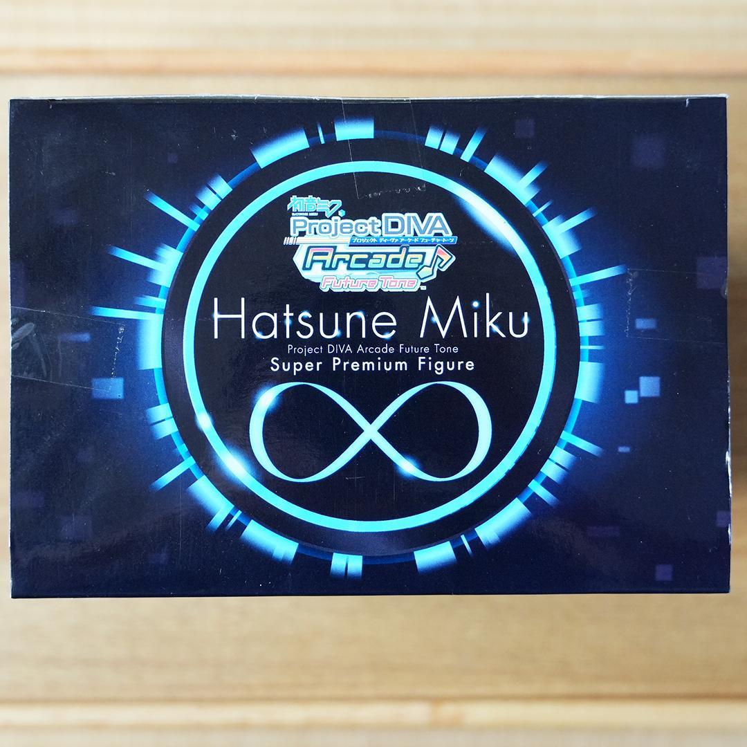 初音ミク　フィギア＆Tシャツの詰合せ