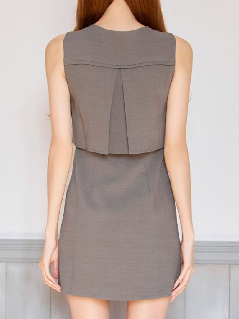 ✴︎JEWELS✴︎ 新品未使用　ビジューリボンセットアップ風タイトミニドレス