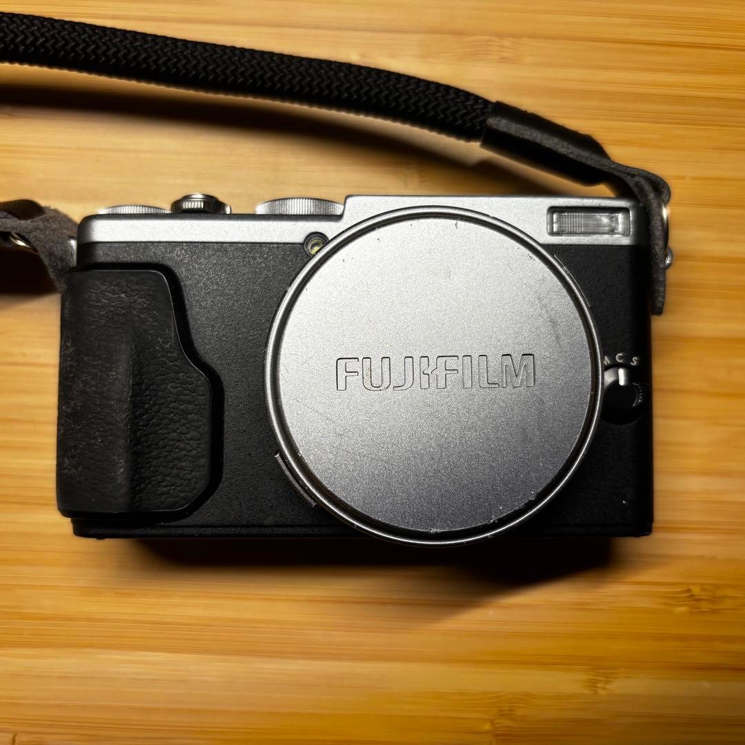 Fujifilm X70 富士フイルム カメラ Amazon.com : Fujifilm X70 Digital Camera (Black) : Electronics