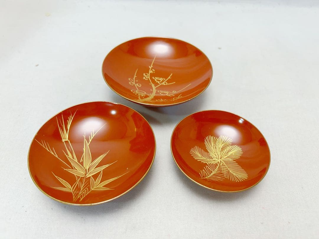 ほぼ未使用 茶道具 木製朱塗 屠蘇器五ツ揃 沈金松竹梅鶴亀