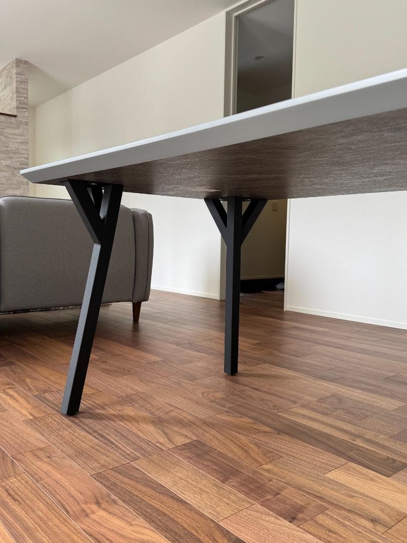 モデル展示 未使用品ダイニングテーブル横幅160cm ストーン柄 CHERRY