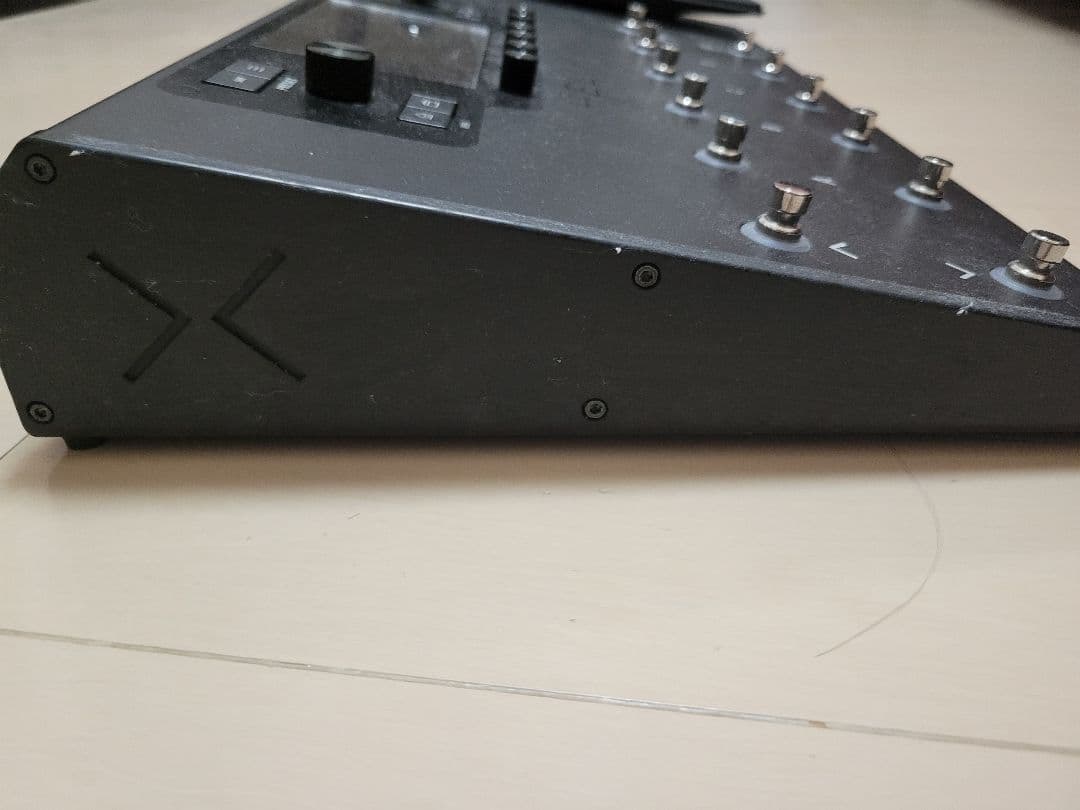 最終値下げ！！！Line 6 Helix LT マルチエフェクター