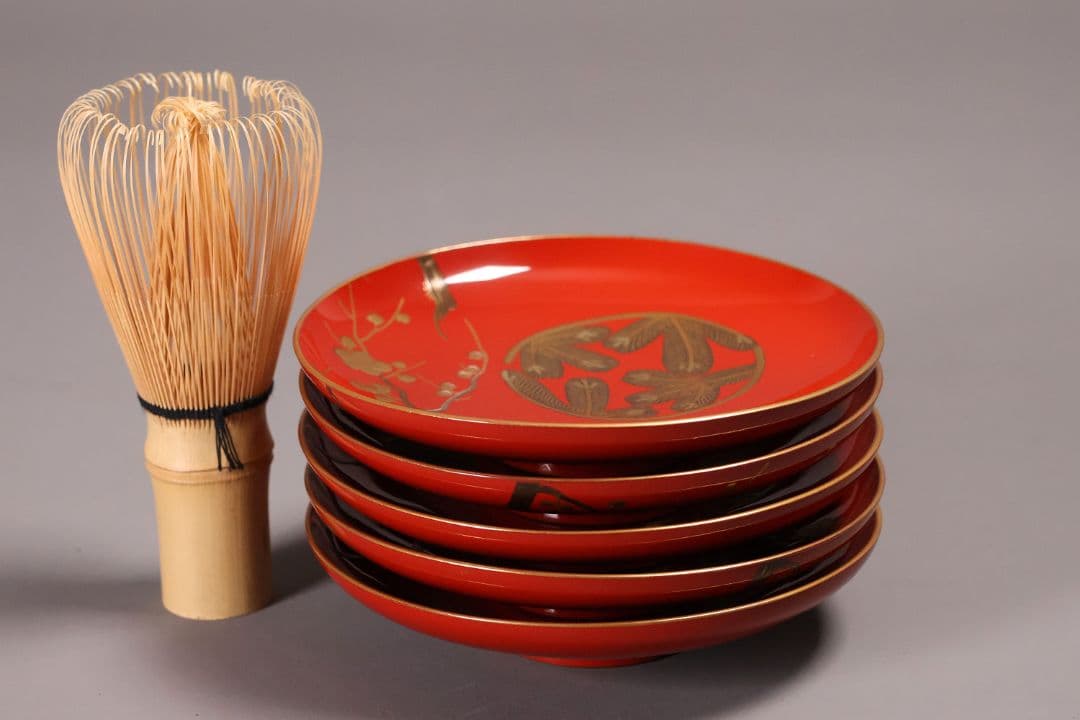 【CM246】時代木製漆器 松竹梅 金蒔絵 朱塗 引盃 五客 木製漆器 小皿 杯