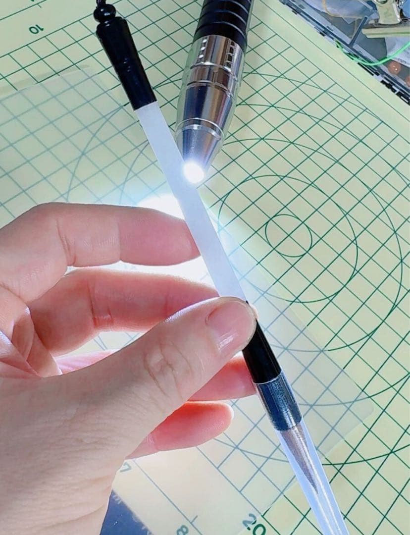 R2-2327天然本翡翠《本物保証》 筆 翡翠　一点物 魔除け