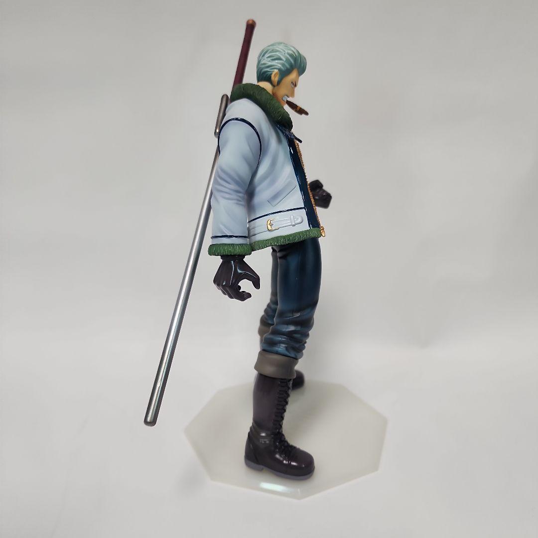 ワンピース P.O.P 白猟のスモーカー フィギュア