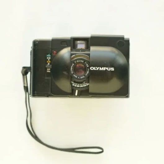 OLYMPUS XA コンパクトフィルムカメラ ブラック オリンパス OLYMPUS XA ＋ A11 コンパクトフィルムカメラ F.ZUIKO 35mm