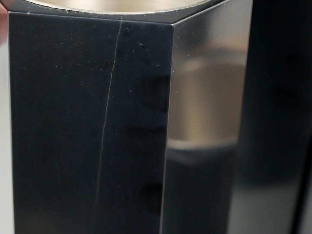 山口作介 艶消黒塗 六角寄三重 花生け 華道具 共箱