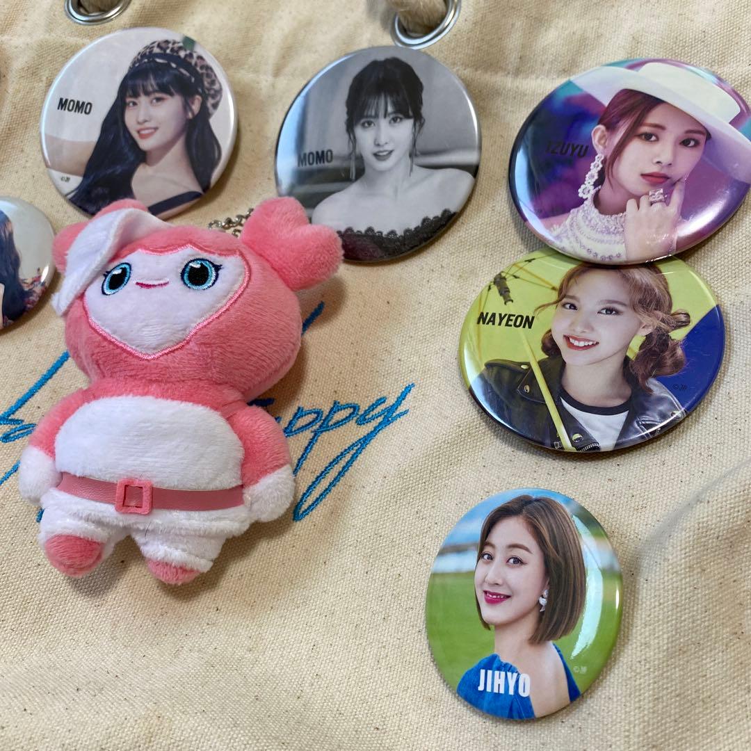 TWICEモモ(ツウィ、ナヨン、ジヒョ) 痛バ 缶バッジ トートバッグ