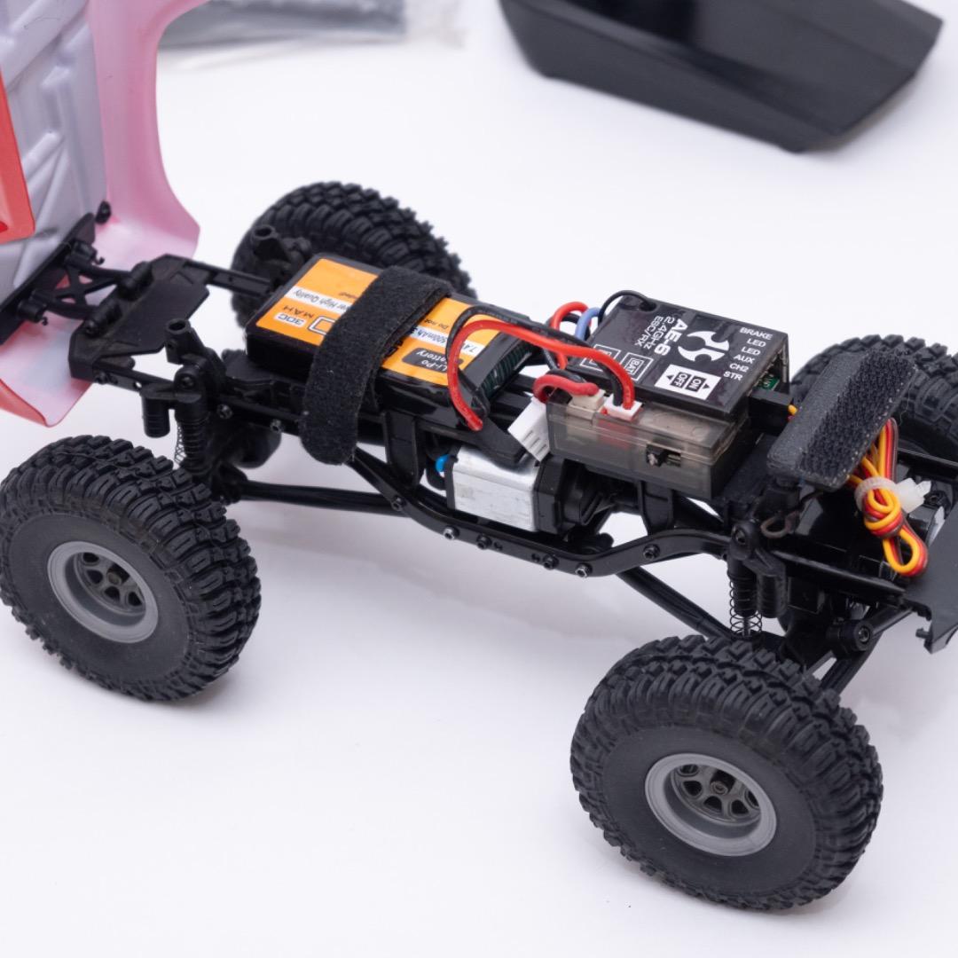 ホビーラジコン Axial SCX24 Deadbolt