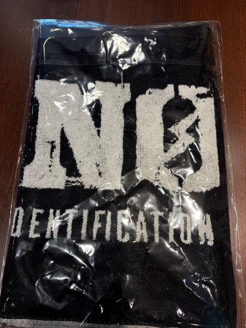 金テープ付き】NOiD タオル ブラック 金テープ付き】NOiD タオル