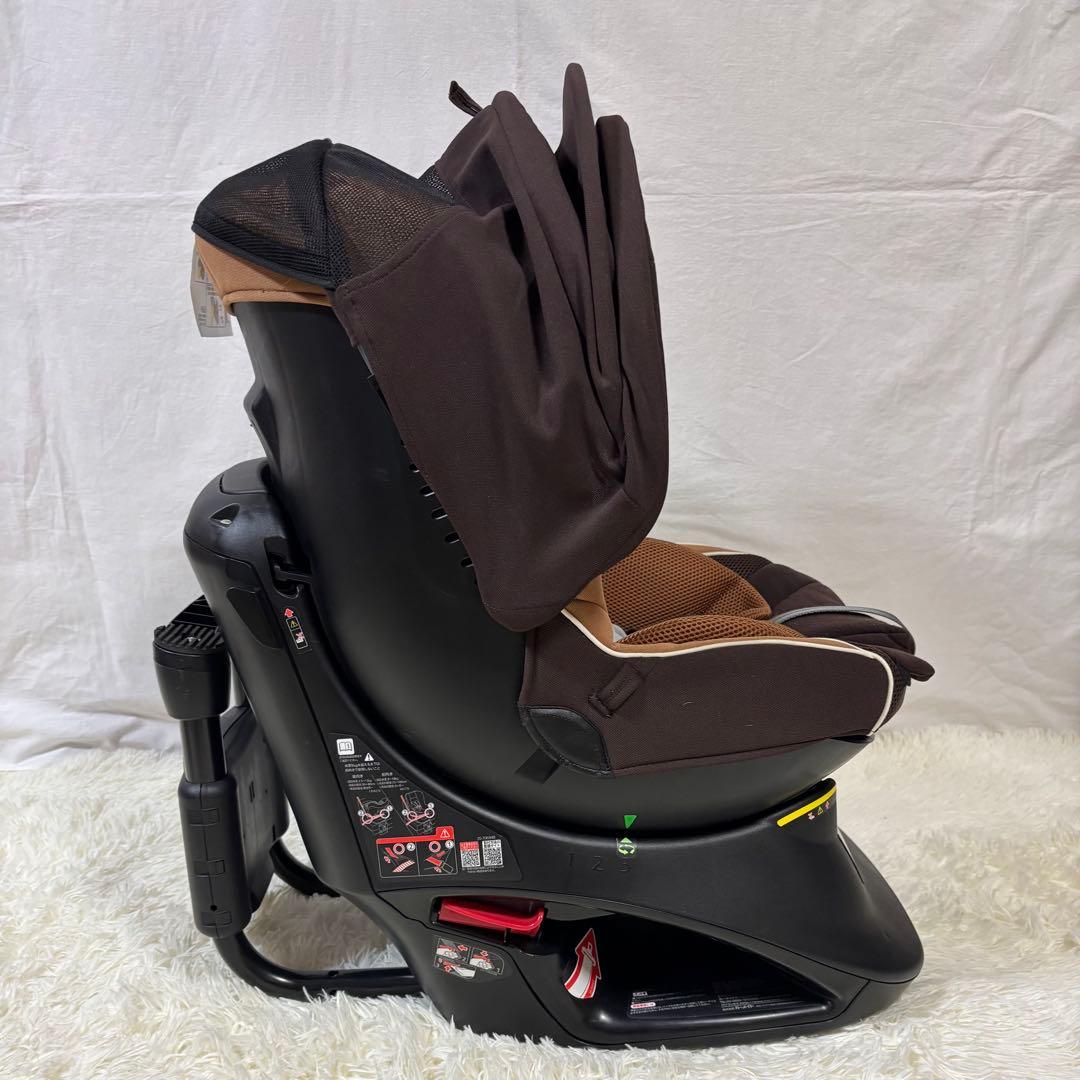 美品　AILEBEBE エールべべ クルットNT2 プラウド チャイルドシート