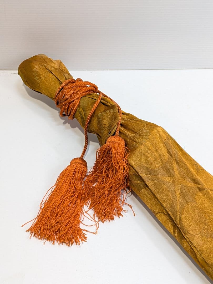 P865【模造刀】美術刀 短刀 脇差 刀掛け 刀袋付 豪華拵え 居合 コスプレ