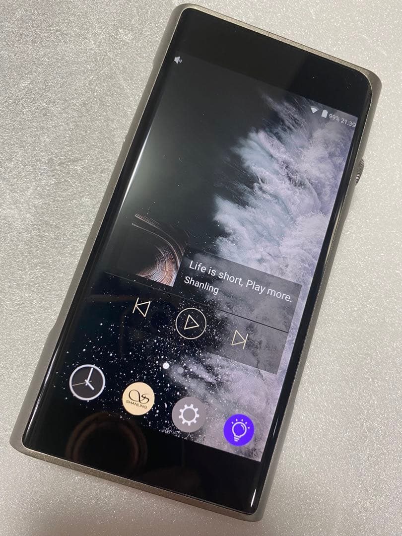 ストリーミングも聴けるFiiOプレーヤー「M6」、約2万円で24日発売 - AV