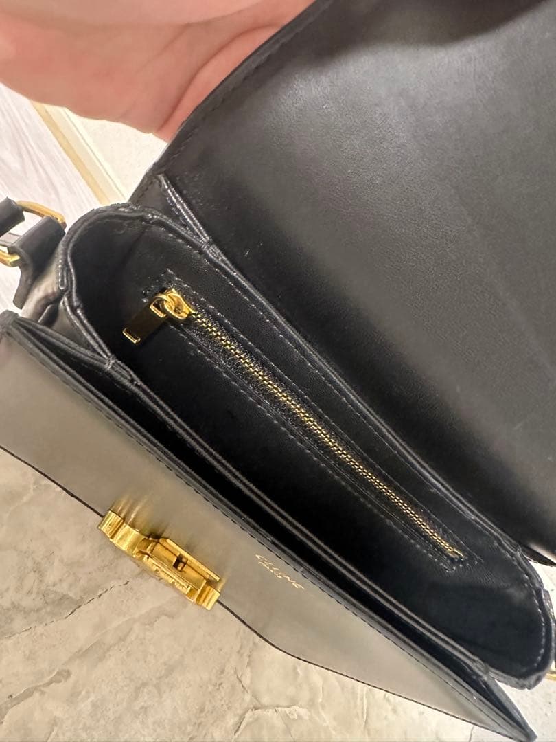 koro  CELINE ブラック ショルダーバッグ