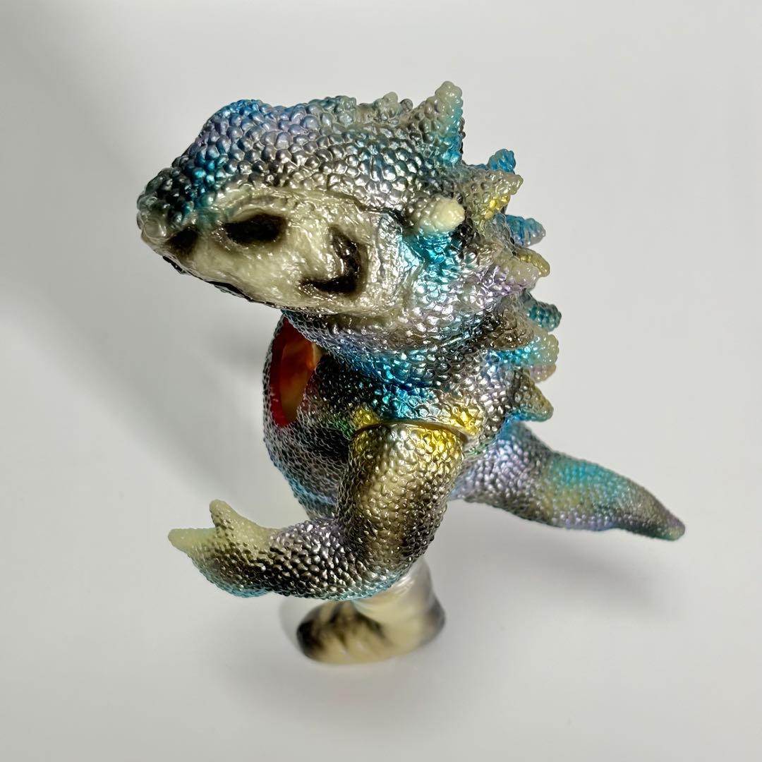 ヤモマーク 《ヤモバズーカ 黒蜥蜴 解剖大図鑑ver》BLObPUS塗装 ソフビ