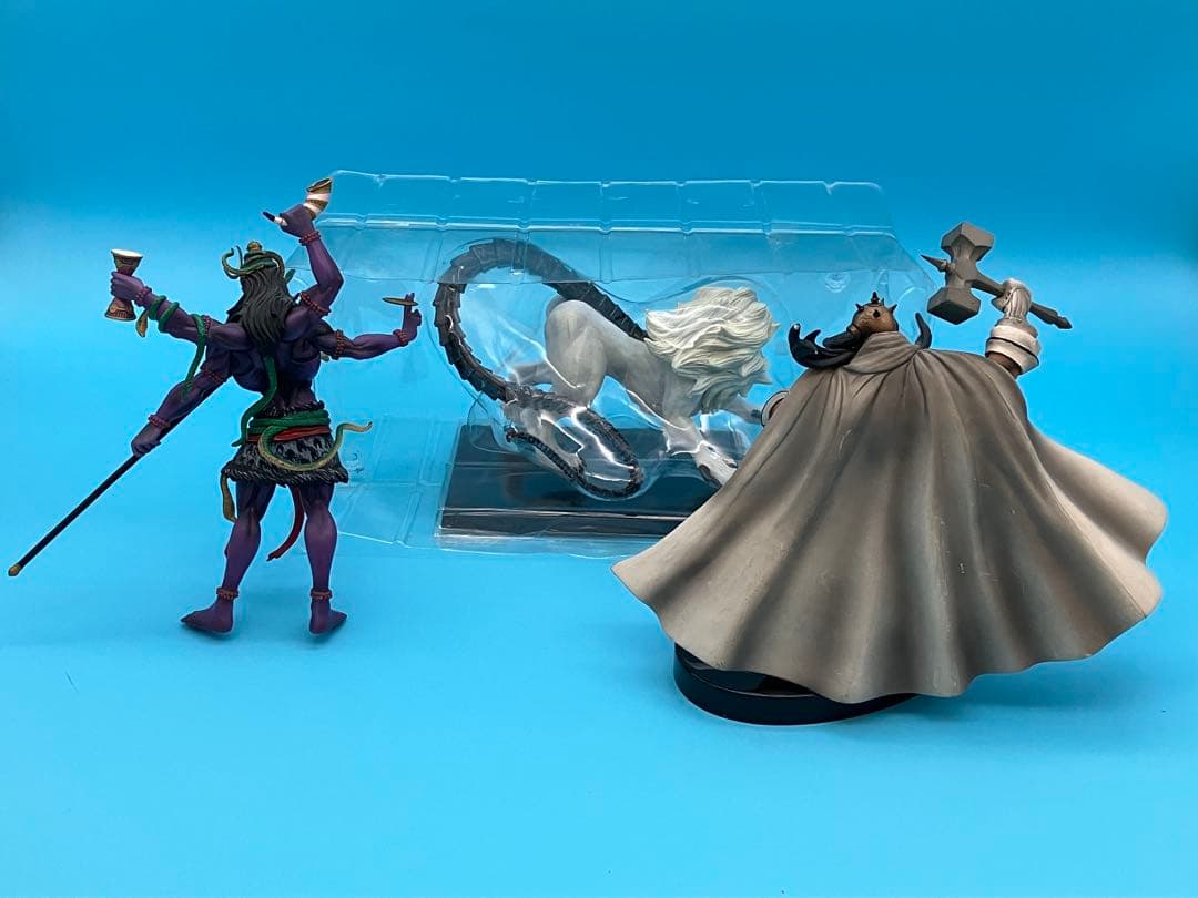 ア*イ様 真・女神転生 ケルベロス シヴァ トール フィギュア 3体セット