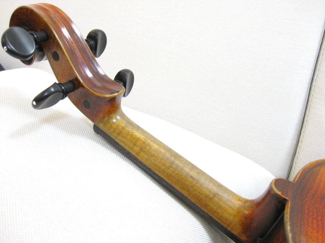【希少裏板彫刻】 J.B.ルジェリラベル バイオリン 4/4 バロック仕様