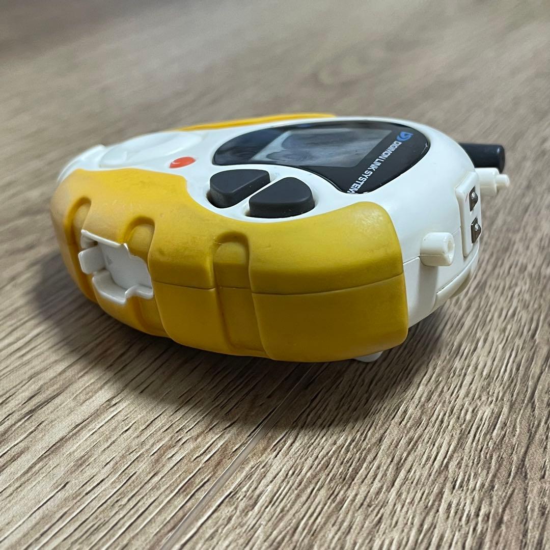 デジモンアドベンチャー02 D-3 version3 ホワイト&イエロー