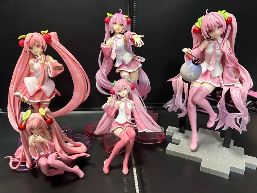 桜ミク フィギュア 5種類セット - メルカリ