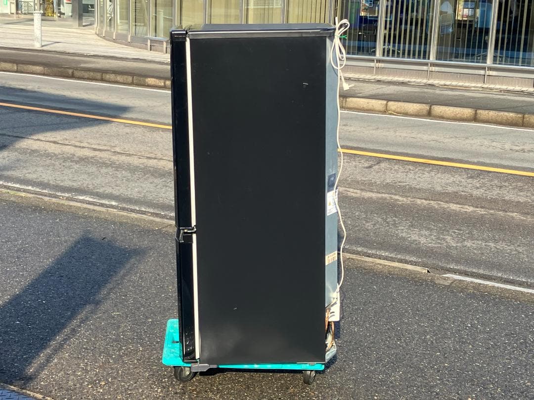 愛知岐阜/送料込★三菱　146L冷蔵庫　ブラック　MR-P15C-B 2018年