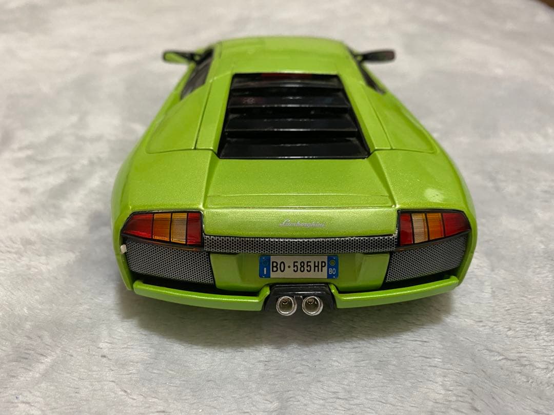 ミニカー Maisto Lamborghini Murcielago 1/18