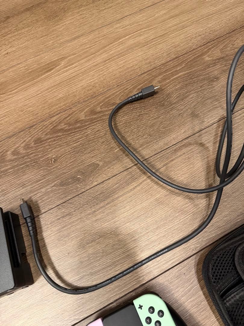 Nintendo Switch 本体 充電器 コントローラー付き