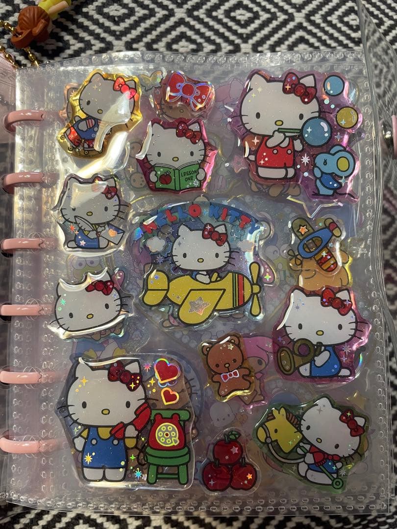 ハローキティ シール帳　完成品　サンリオ