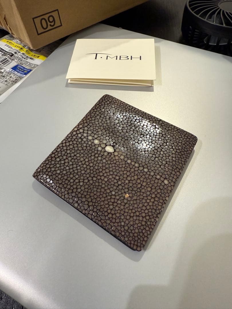 T.MBH ケース ガルーシャ 星付き TMBH 小銭入れ 葉合わせ 美品